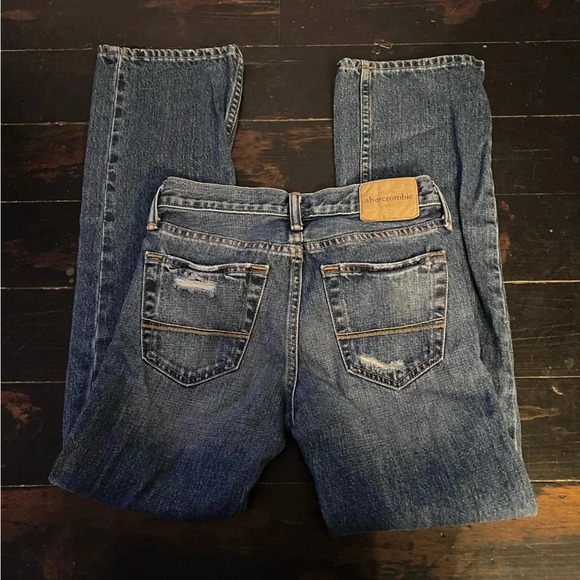 Abercrombie & Fitch Kids Classic Straight Distressed Jeans - Picture 4 of 8